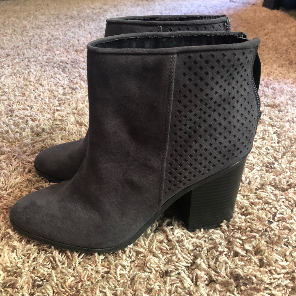 Dark Grey American Eagle Block Heeled Booties